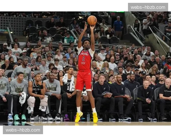 鹈鹕客场防守效率崩盘，近5战场均失分高达124.2分